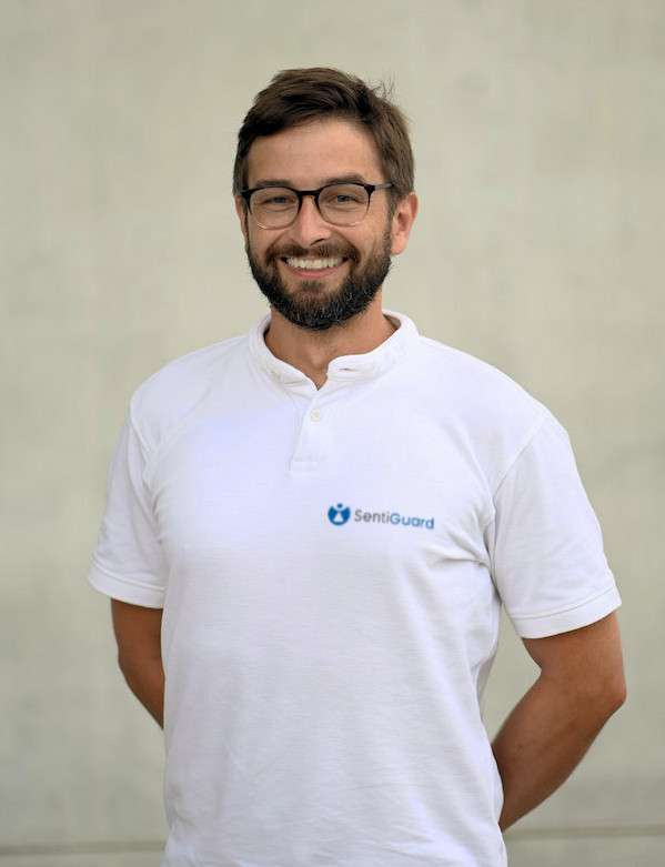 Andreas Dickow – SentiGuard